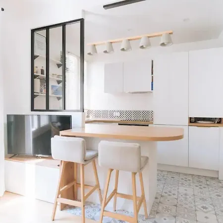 Daire Stylish & Modern 1bd For 4 In *